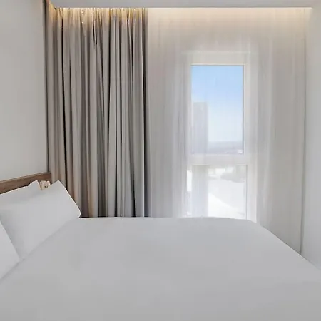 Hotel Santiago 2*